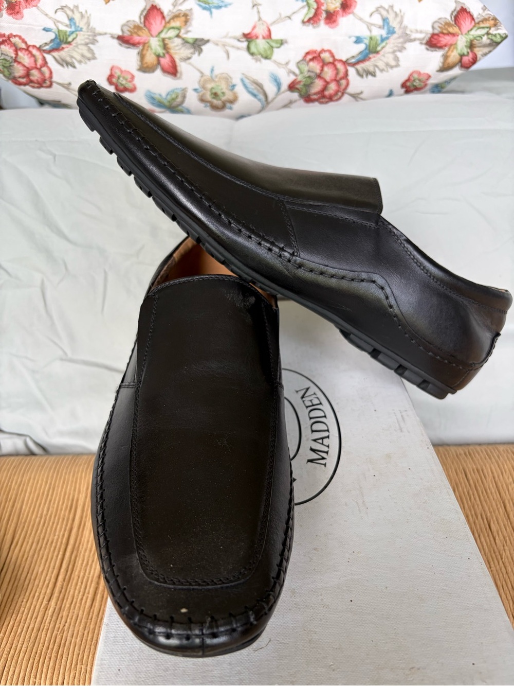 Steve Madden Men’s Black Geyser Leather Slip-On Loafers